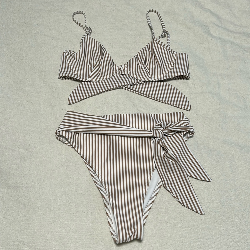 High Waisted Abercrombie bikini